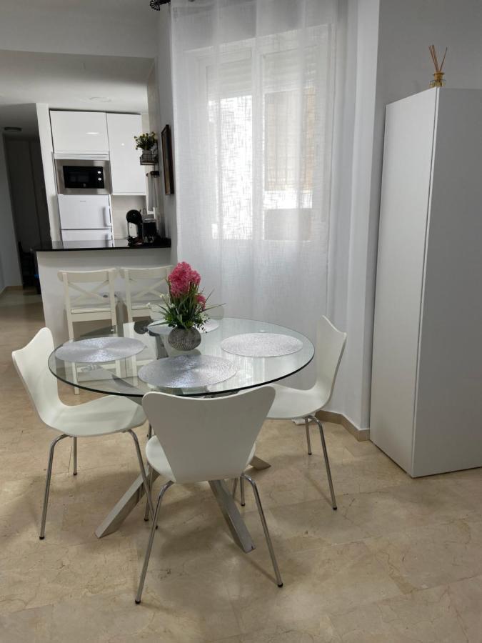 Beach And City Apartment A 50M De La Playa Fuengirola Εξωτερικό φωτογραφία